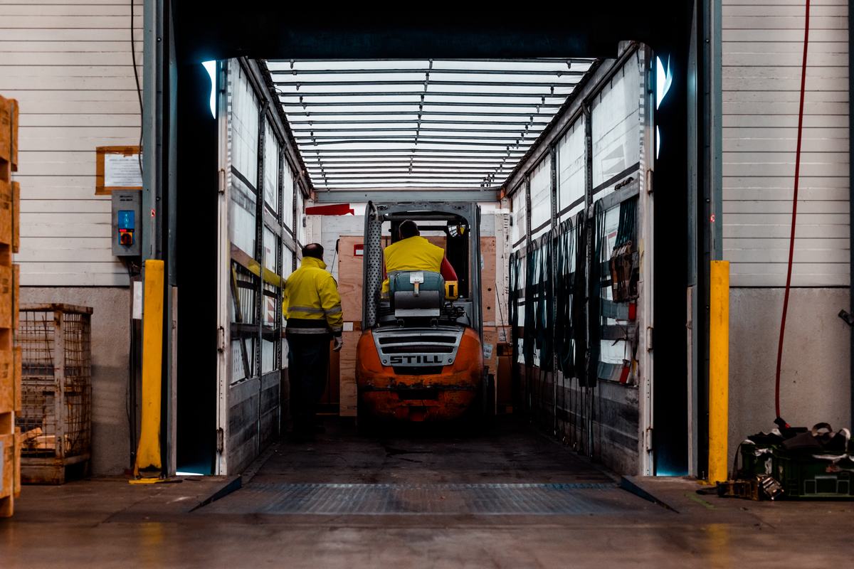 Dilissen Logistics représente un entreposage couvert ou en plein air et sécurisé